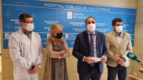 Comesaña estuvo de visita en el Hospital Comarcal de Valdeorras