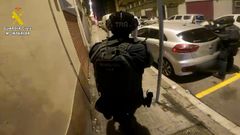 Detenida una persona en Barcelona por su relación con la organización terrorista DAESH