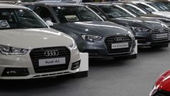 La sentencia considera probado que el dinero se destinó a la compra de un turismo de la marca Audi (foto de archivo de un concesionario).