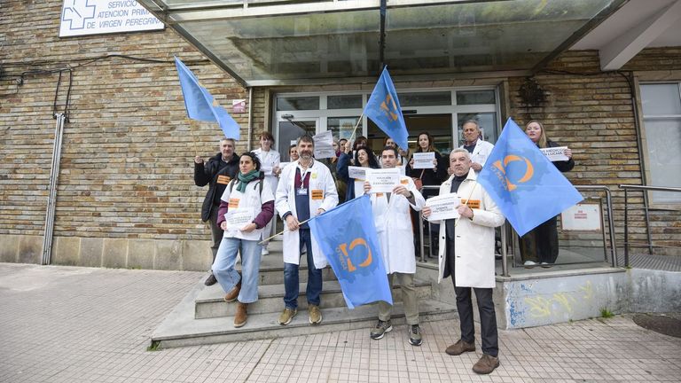 Solo seis médicos del área sanitaria de Pontevedra y O Salnés secundaron la huelga en atención primaria