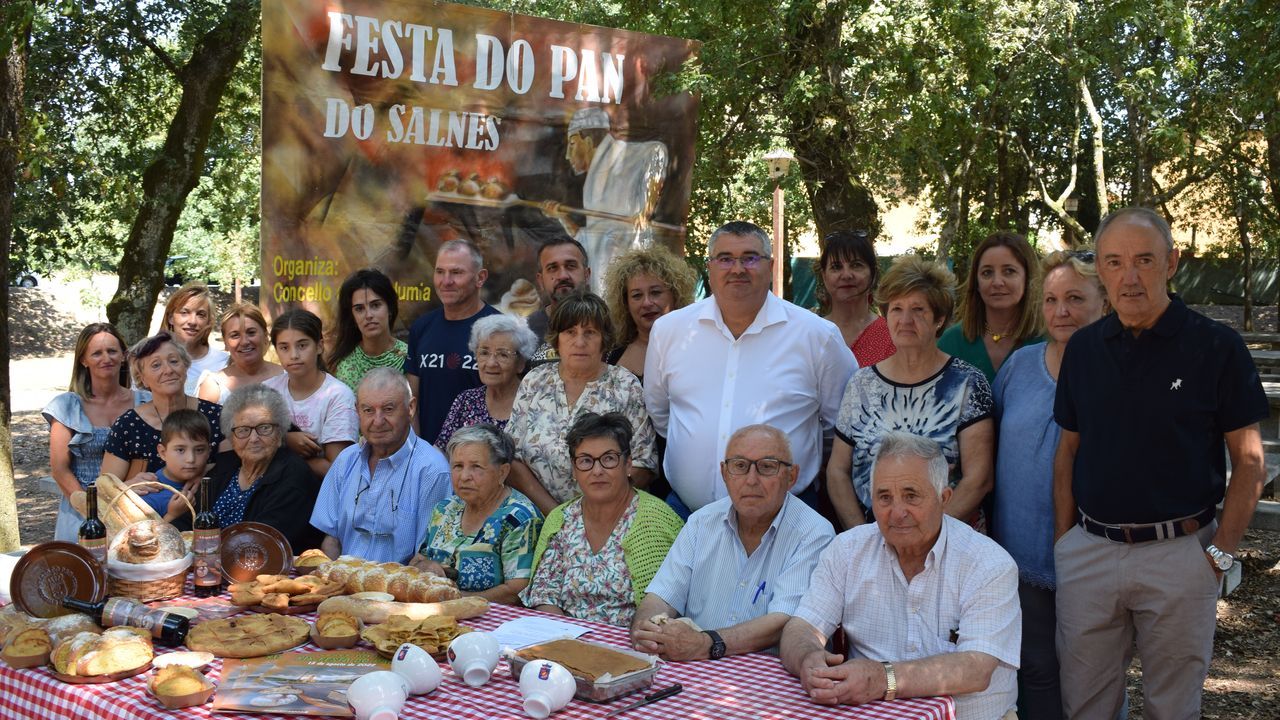 As fue la Fiesta Hortera de Porto do Son.La carpa que sirvi como comedor estuvo llena al medioda y por la noche