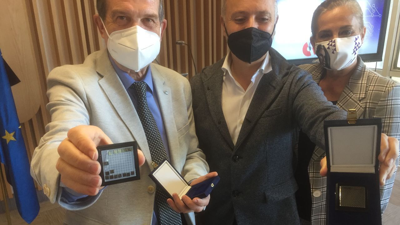 Visitamos las obras de rehabilitaci&oacute;n del pazo de Goi&aacute;ns en Boiro.El puente de A Chanca, en Lugo, iluminado 