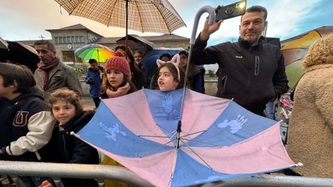 Paraguas del revs para coger caramelos en Ourense