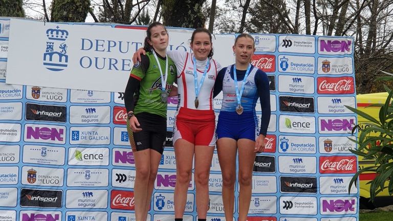 Judith Fraiz, en lo más alto del podio de la categoría K1 infantil B.