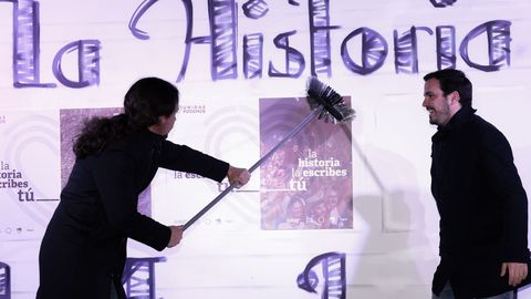 Pablo Iglesias y Alberto Garzn en el acto inaugural de la pasada campaa del 28A 