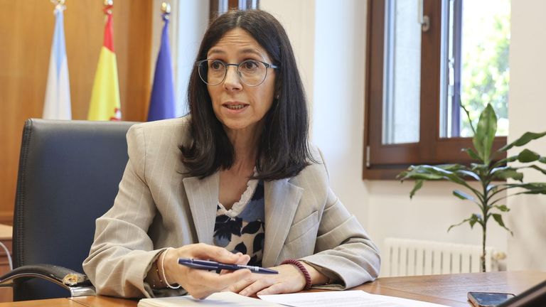 <span lang="gl">Nuria Aguilar, directora xeral de emprego público: «Queremos fixar o traballo por obxectivos na Administración galega»</span>