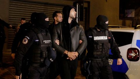 Andrew Tate tras su detención por la Policía de Rumanía.