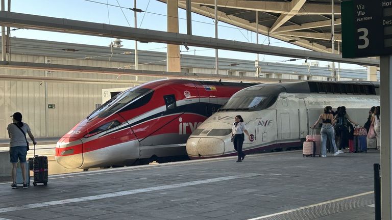 Renfe tendrá que hacer frente en el eje Lisboa-A Coruña al apoyo que la UE brinda a Iryo