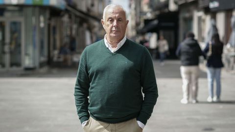 El exconselleiro Manuel Vázquez es conocido como Pachi y así aparece reflejado en la lista electoral de Espazo Común.