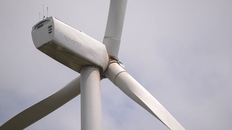 Xuízas e Xuíces para a Democracia critica la «sorprendente reinterpretación» de las normas de distribución de las causas del eólico en el Superior