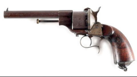 Revólver de 1854 fabricado en Oviedo