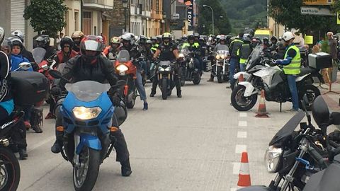 Un aspecto de la concentracin de motos organizada en Quiroga en el 2018 por el motoclub A Curuxa