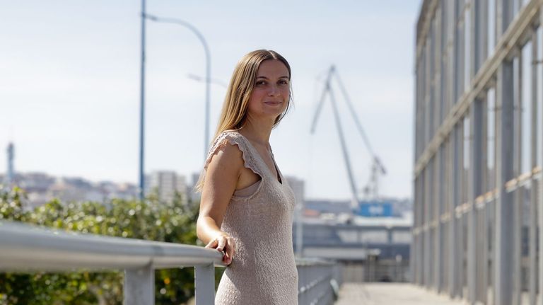 Lucía Bravo, de 31 años, cuenta que le diagnosticaron espondiloartritis anquilosante hace dos.