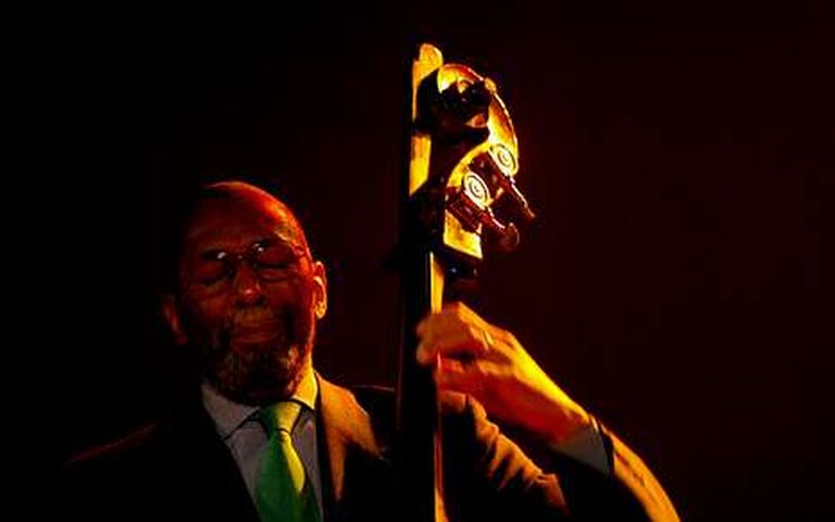Ron Carter, en un concierto en la Semana de Jazz de Lugo.