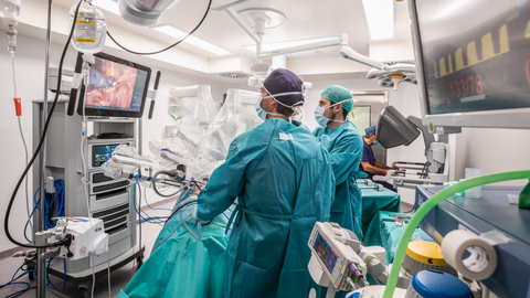 Intervencin urolgica con el robot DaVinci.