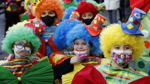 Escolares del Colexio Landro, de Viveiro, celebrando el pasado Carnaval