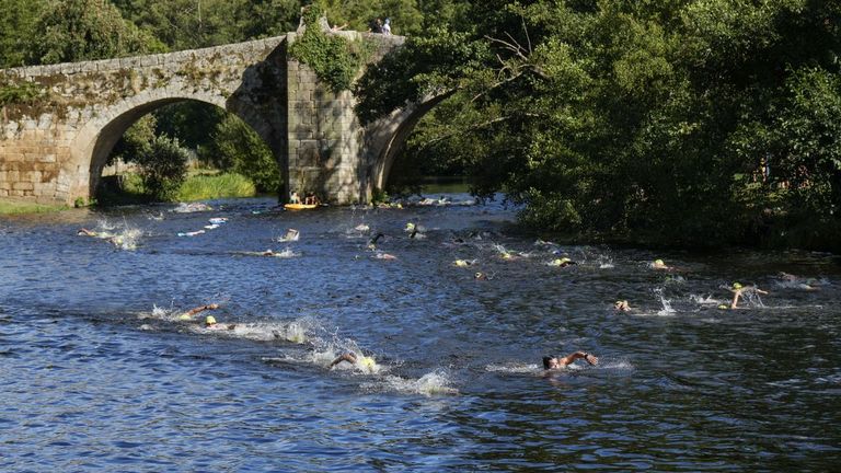 Prueba de natación del Triatlón Vila de Allariz.