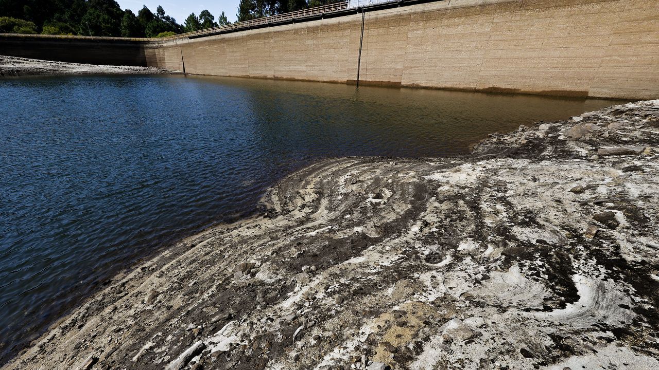 El embalse de Ba��a, construido en la d�cada de los ochenta, en una imagen de la semana pasada