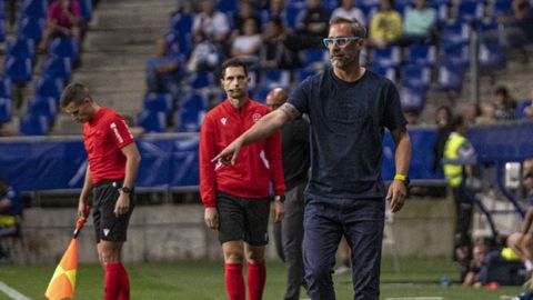 Jon P�rez Bolo, durante el Oviedo-Levante