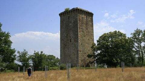 La torre de A Forxa en Porqueira