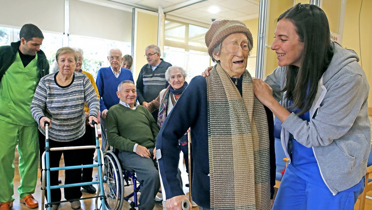 �En la p�blica o en la privada?.M�nica se separ� de su mujer tras nueve a�os de relaci�n