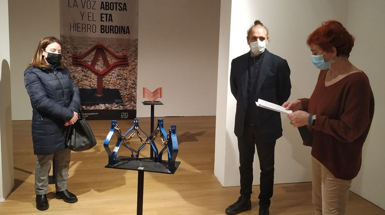 Abre la exposición «Zortizi» en O Vello Cárcere