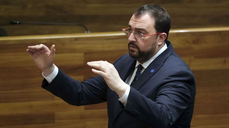 Adrián Barbón