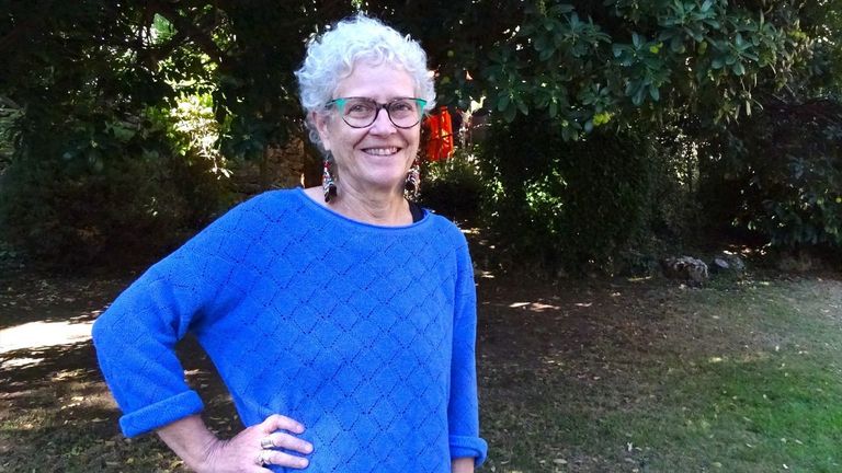 Loren Arseguet: «En España no es nada fácil acceder a la eutanasia»