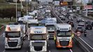 La caravana de camioneros cierra la arterias de comunicación de A Coruña
