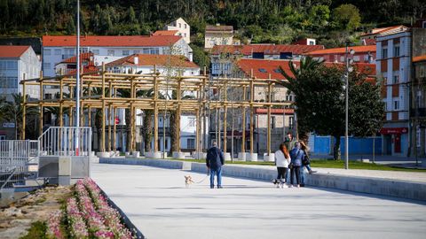 Imagen de la fachada martima de Porto do Son