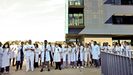 Huelga de médicos el pasado mes de abril, en la foto protesta en el Hospital Álvaro Cunqueiro