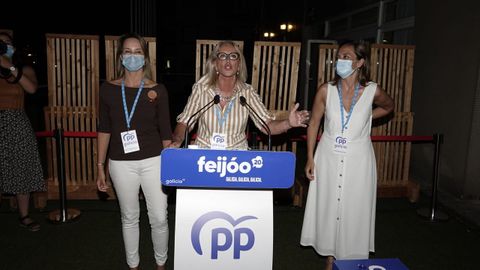 Corina Porro, del PP de Pontevedra, valora los resultados de las elecciones gallegas.