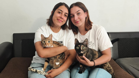 Las hermanas Magali y Luciana Belli
