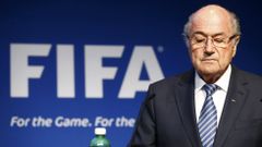 Blatter dimite como presidente de la FIFA