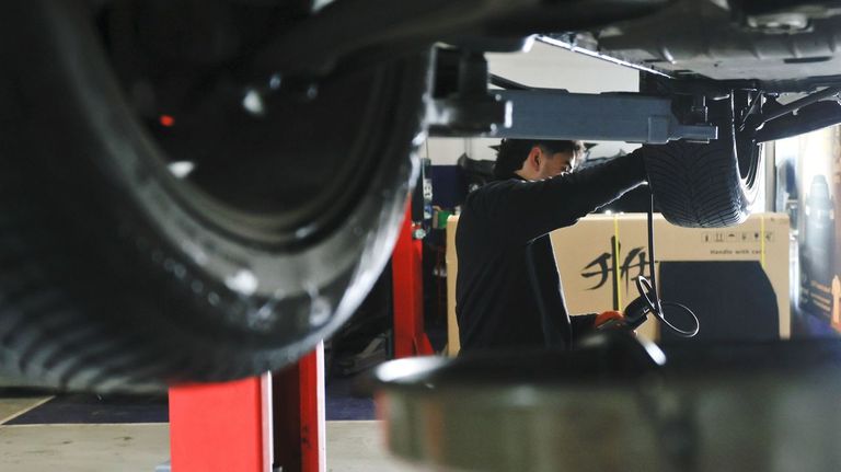 Galicia cierra el mejor marzo de su historia en paro y creación de empleo