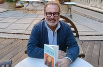 El escritor ovetense Ovidio Parades