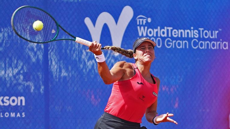 Jessica Bouzas avanza hacia la segunda ronda en Osaka