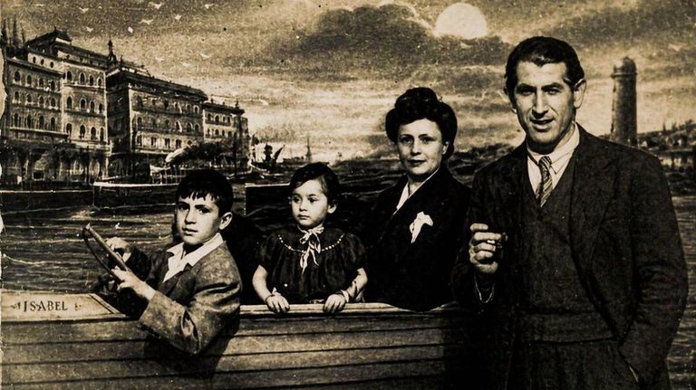 La familia de Monforte que donó un campo para el Lemos en memoria de su hijo fallecido