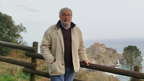 Juan Pazos, su mujer recibi� cuidados domiciliarios.