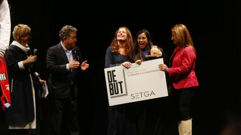 Natalia de Roia ganó el premio a la mejor colección con La mano de D10s