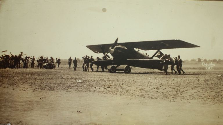 Centenario del vuelo Madrid-Manila de la patrulla Elcano a la que pertenecía Loriga