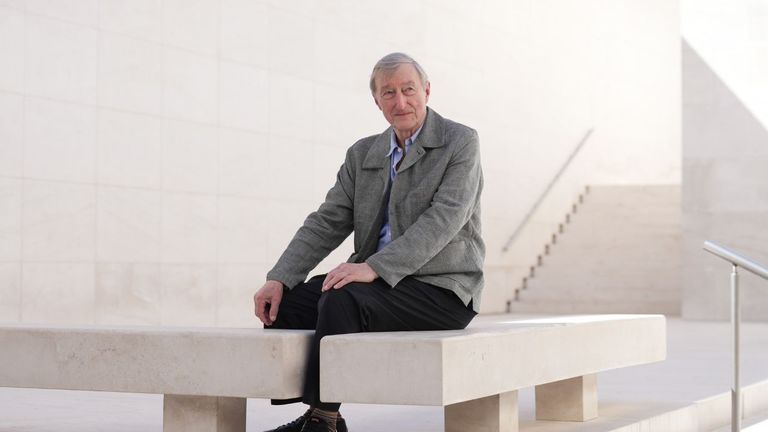 El novelista inglés Julian Barnes, Premio Princesa de Asturi