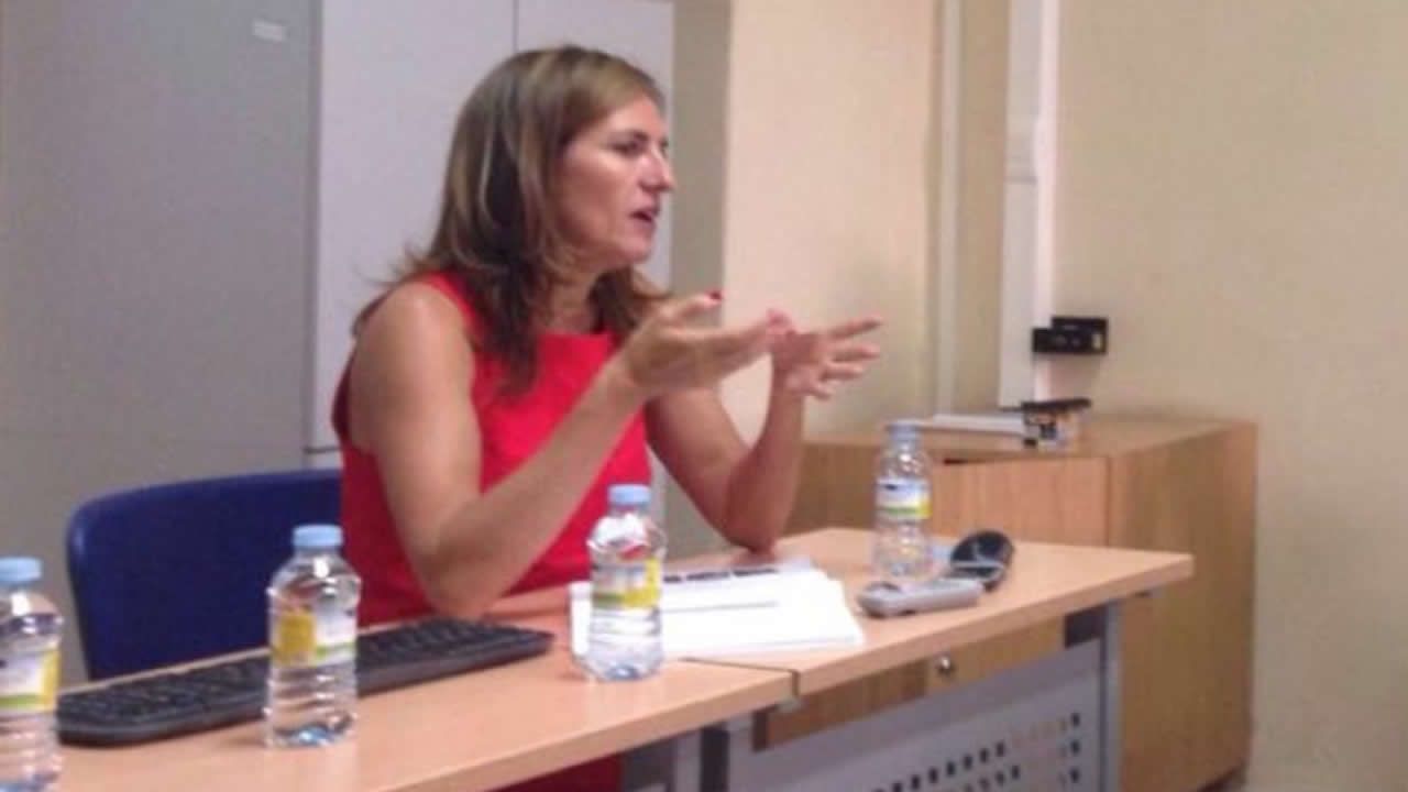 Así se disfruta del Ribadeo Indiano.La secretaria de Estado de Migraciones, Hana Jalloul y la directora general de Políticas Migratorias, Patricia Ruiz, en una imagen de archivo