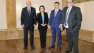 Desde la derecha, el consejero de Medio Rural, Pesca y Alimentaci�n de Cantabria, Jes�s Oria;  el consejero de Medio Rural de la Xunta de Galicia, Jos� Gonz�lez; la consejera de Desarrollo Rural y Recursos Naturales de Asturias, Mar�a Jes�s �lvarez y el viceconsejero de Agricultura, Pesca y Pol�tica Alimentaria del Pa�s Vasco, Bittor Oroz