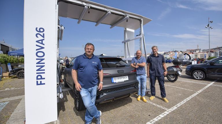 Ardia, un proyecto de FP de O Salnés que detecta rayaduras en un coche