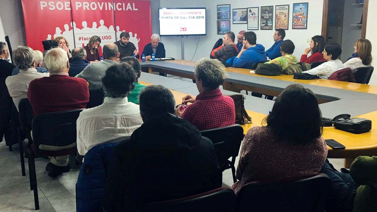 Las im�genes de una noche solidaria en Sarria.Imagen de Sarria en julio de 1993