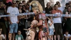 Recreación de la lucha entre romanos y castrexos en el río Limia durante la Festa do Esquecemento de Xinzo.