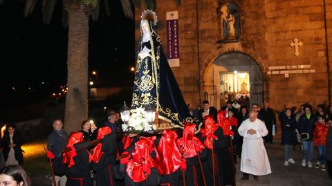 Procesión de la Virgen de los Dolores en Porto do Son