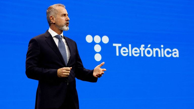 Telefónica reduce el ERE en 676 personas y dará primas de hasta 9.000 euros a las bajas voluntarias