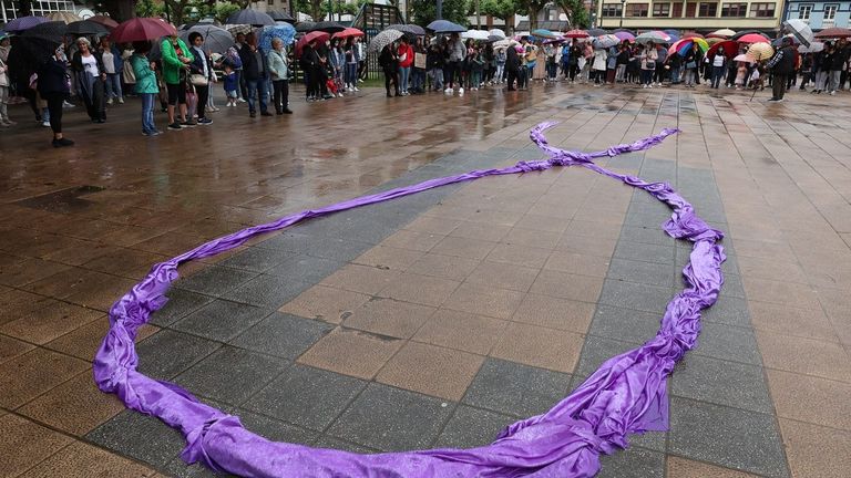 Concentración contra la violencia de género en Carballo, en una imagen de archivo.